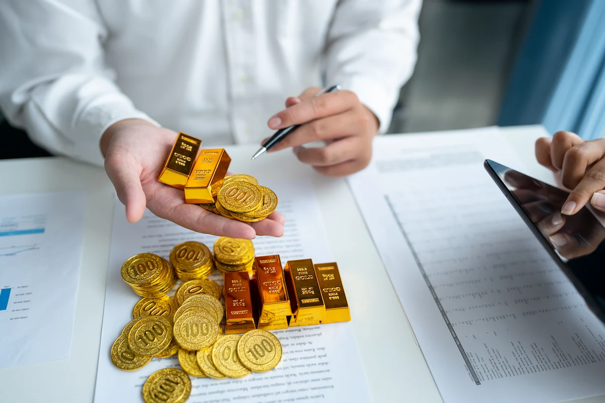 Rutin Evaluasi Portofolio Emas, Kunci Menjaga Nilai Investasi Jangka Panjang